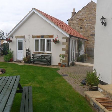 Regal House Bed & Breakfast Seahouses Eksteriør bilde